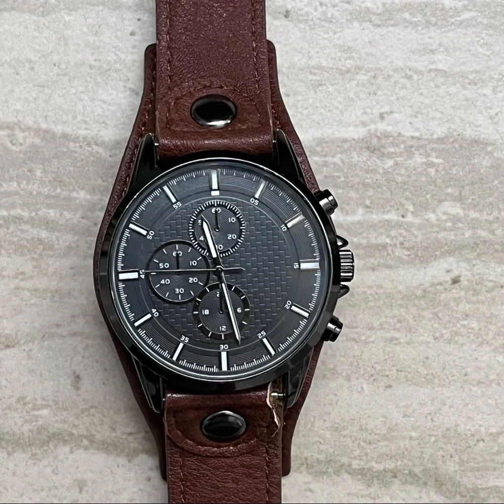 Mens Wristwatch - Picture 8 of 15